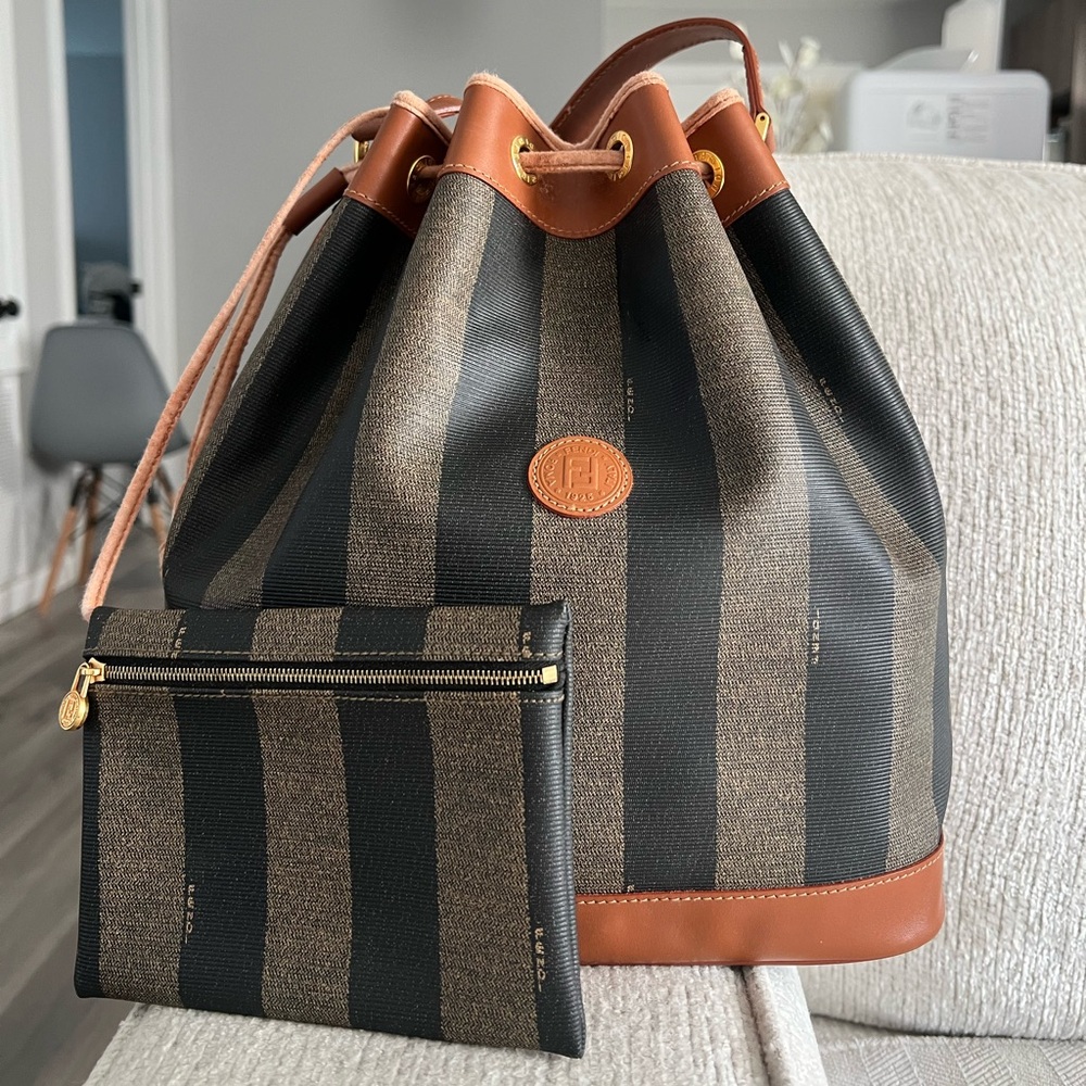 *Sold* Fendi bucket bag w pouch